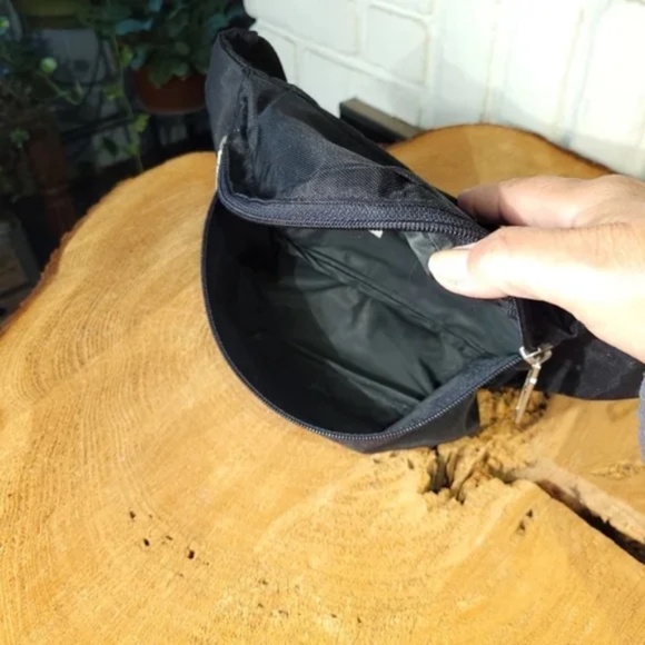 Retro Nylon Fanny Pack with Hawaii tag - Picture 4 of 8